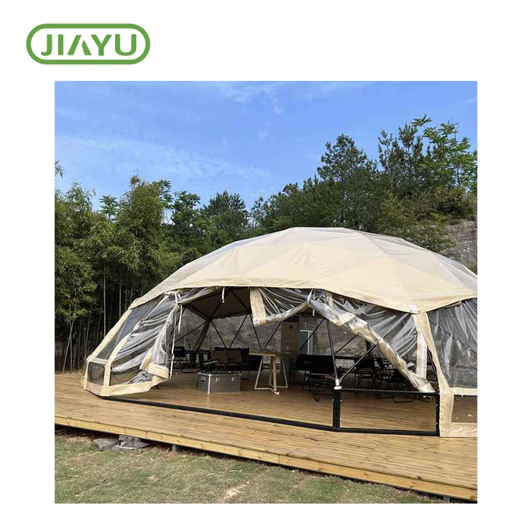 Reis tent buite kampeer